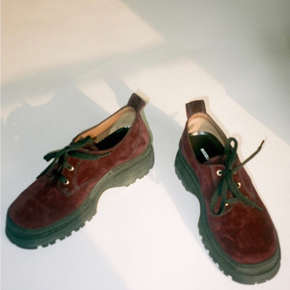 Nicole Saldana Jesse Sneakers
- Burgundy Suede